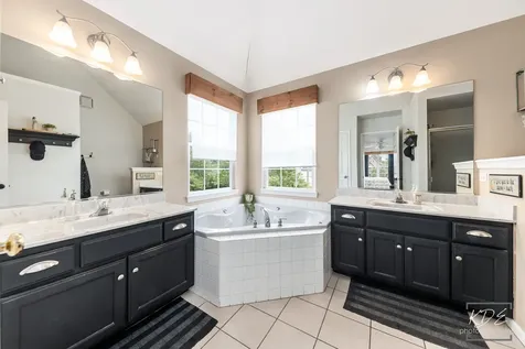 13707 Shriver Court Plainfield IL 60544