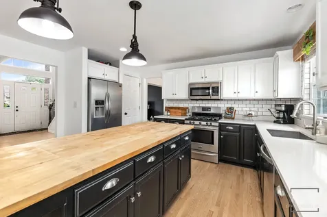 13707 Shriver Court Plainfield IL 60544