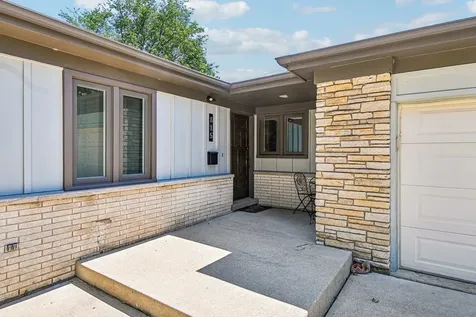 815 South Salem Avenue Arlington Heights IL 60005