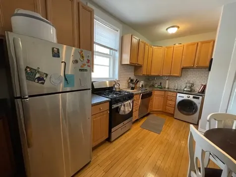 1441 West Berteau Avenue Chicago IL 60613