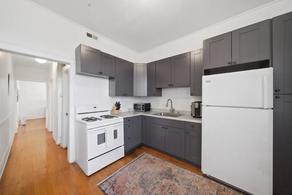 3825 West Adams Street Chicago IL 60624