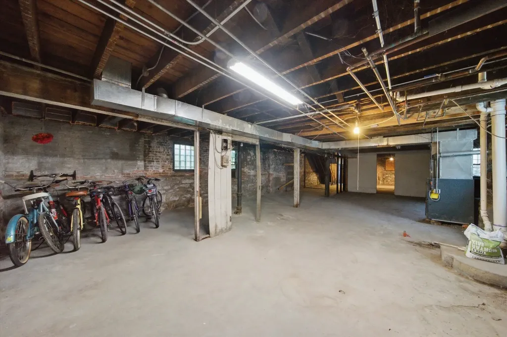 3825 West Adams Street Chicago IL 60624