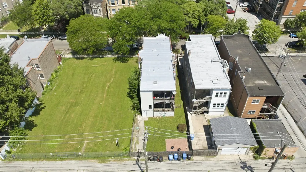 3825 West Adams Street Chicago IL 60624