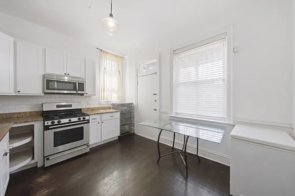 3825 West Adams Street Chicago IL 60624