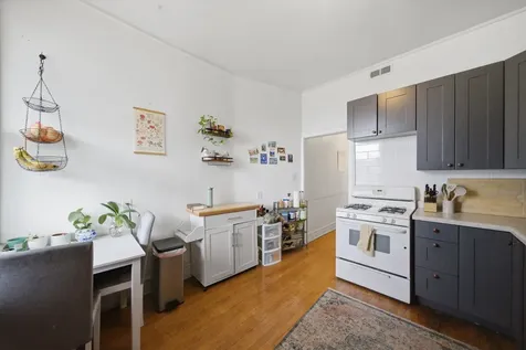 3825 West Adams Street Chicago IL 60624