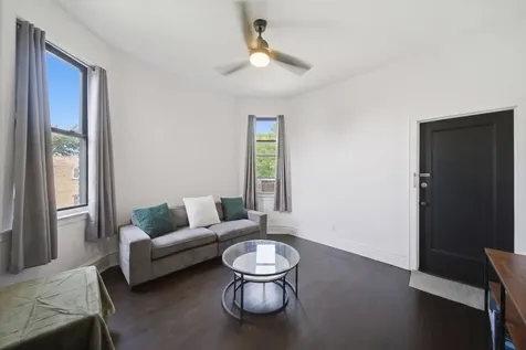 3825 West Adams Street Chicago IL 60624