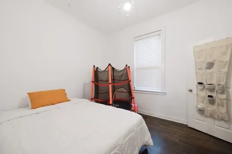 3825 West Adams Street Chicago IL 60624