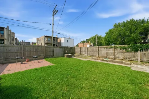 3825 West Adams Street Chicago IL 60624