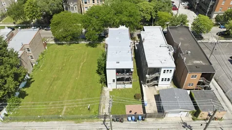 3825 West Adams Street Chicago IL 60624
