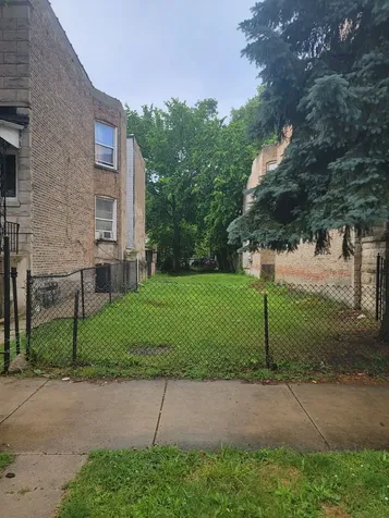 4218 West Gladys Avenue Chicago IL 60624