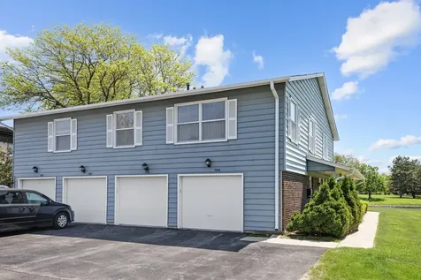 784 Leicester Road Elk Grove Village IL 60007