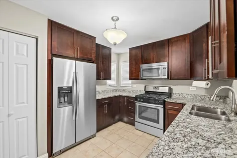 2329 Carpenter Avenue Plainfield IL 60586