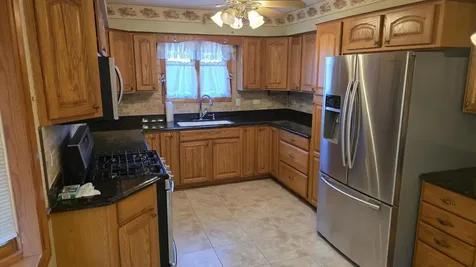 15412 Walnut Road Oak Forest IL 60452