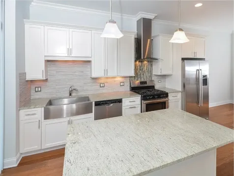 20 North Aberdeen Street Chicago IL 60607
