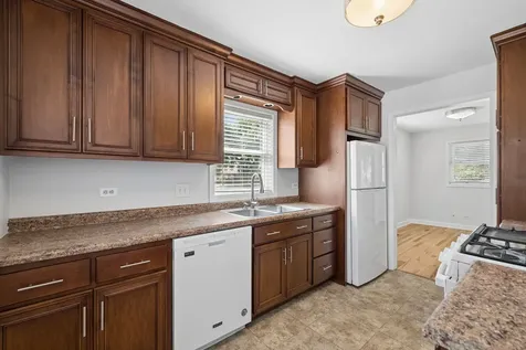 940 Mckinley Court Lockport IL 60441