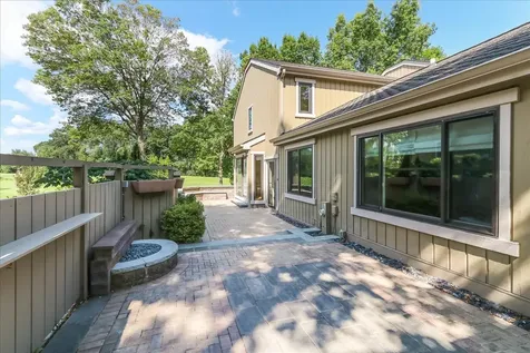 244 Hickory Lane Lake Barrington IL 60010