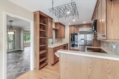 244 Hickory Lane Lake Barrington IL 60010