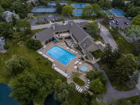 244 Hickory Lane Lake Barrington IL 60010
