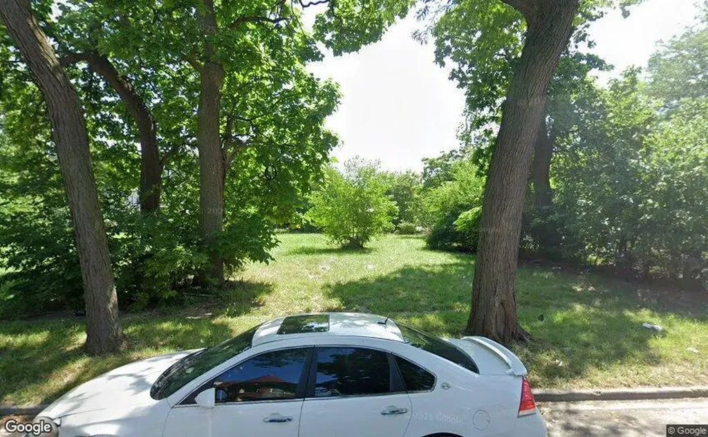 5655 South Peoria Street Chicago IL 60621