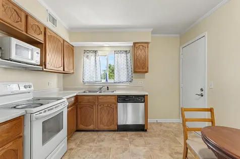 3256 Sanders Road Northbrook IL 60062
