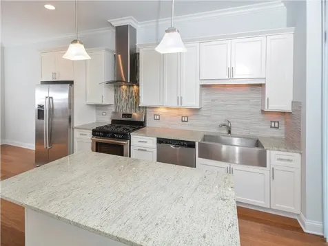 22 North Aberdeen Street Chicago IL 60607
