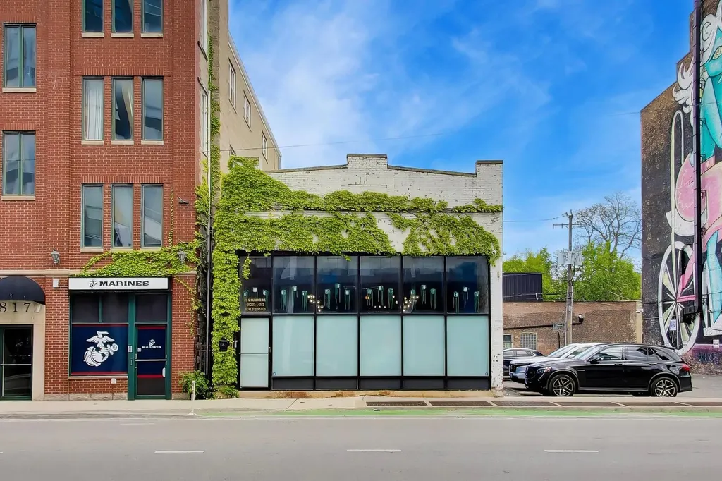 815 North Milwaukee Avenue Chicago IL 60642