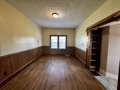 104 North Memorial Street Ohio IL 61349