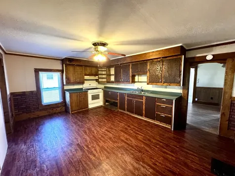 104 North Memorial Street Ohio IL 61349