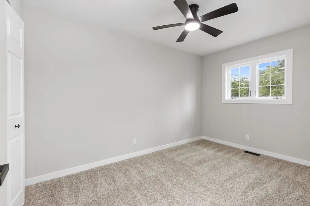 105 Cedarwood Court Bolingbrook IL 60440