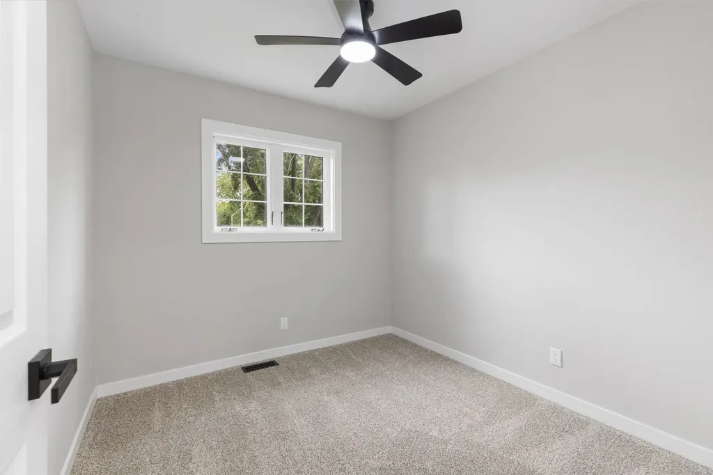 105 Cedarwood Court Bolingbrook IL 60440