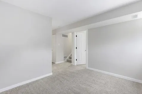 105 Cedarwood Court Bolingbrook IL 60440