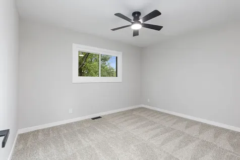105 Cedarwood Court Bolingbrook IL 60440