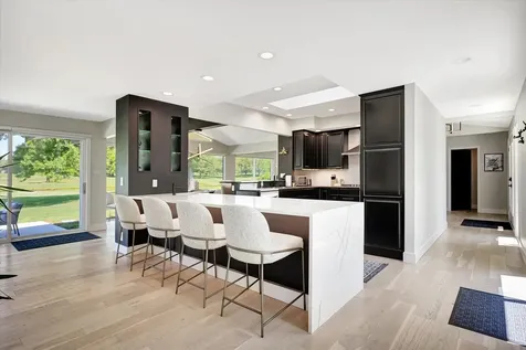 102 Greencroft Drive Champaign IL 61821