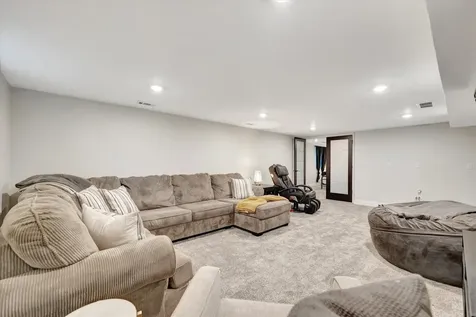 102 Greencroft Drive Champaign IL 61821