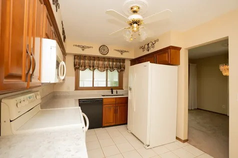 2918 30TH Street Moline IL 61265