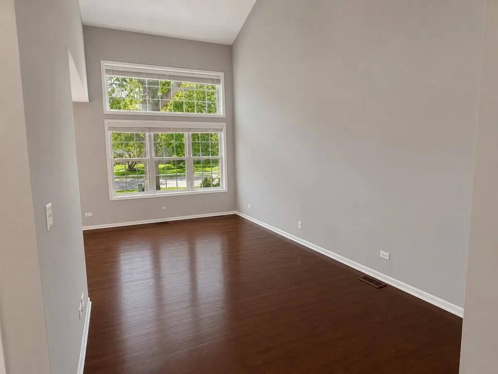 166 Avalon Court Roselle IL 60172