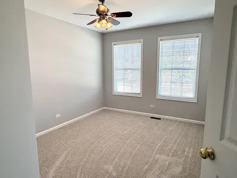 166 Avalon Court Roselle IL 60172