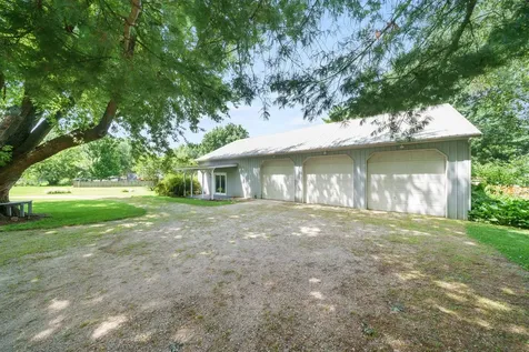 344 Flagg Street Paw Paw IL 61353