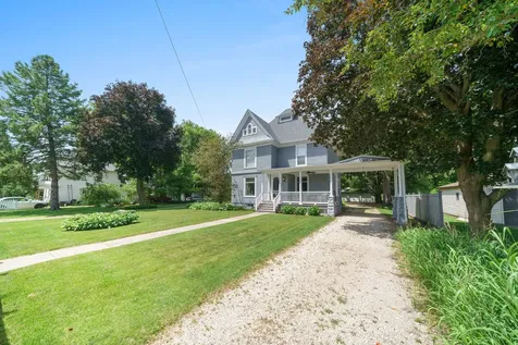 344 Flagg Street Paw Paw IL 61353
