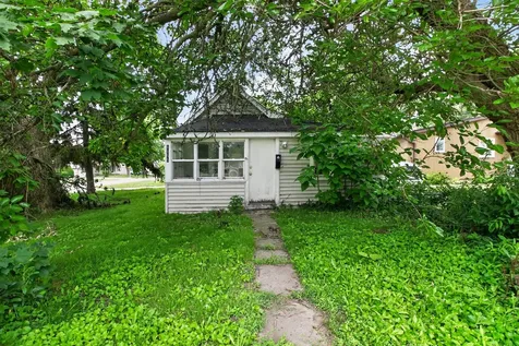 1155 South 7th Street Dekalb IL 60115