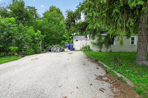 1155 South 7th Street Dekalb IL 60115