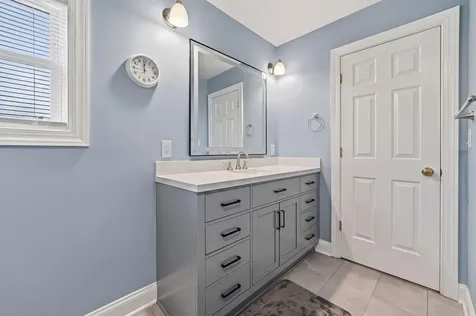 673 Bayfield Drive Dekalb IL 60115