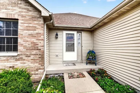 673 Bayfield Drive Dekalb IL 60115