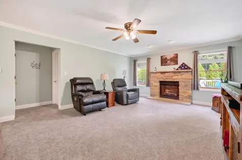 673 Bayfield Drive Dekalb IL 60115