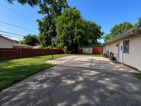2206 Capri Avenue Joliet IL 60436