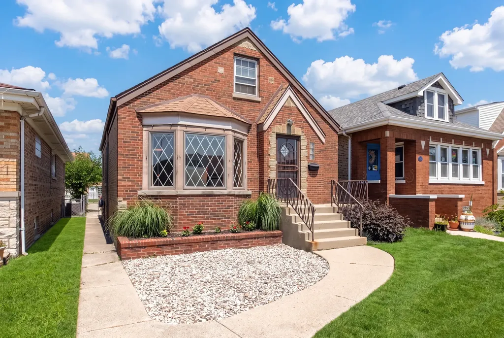 5950 West Foster Avenue Chicago IL 60630