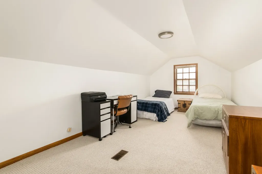 5950 West Foster Avenue Chicago IL 60630