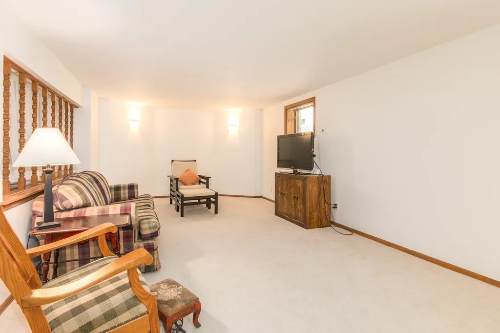 5950 West Foster Avenue Chicago IL 60630