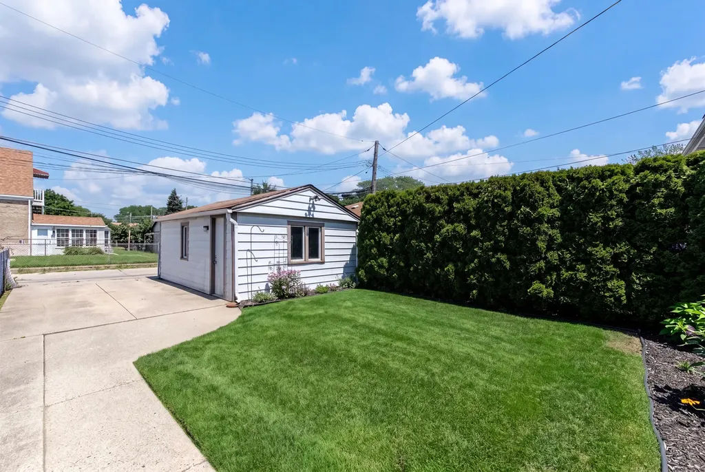 5950 West Foster Avenue Chicago IL 60630