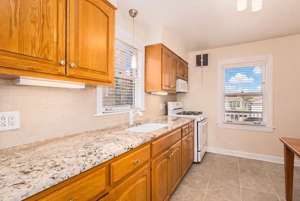 5950 West Foster Avenue Chicago IL 60630